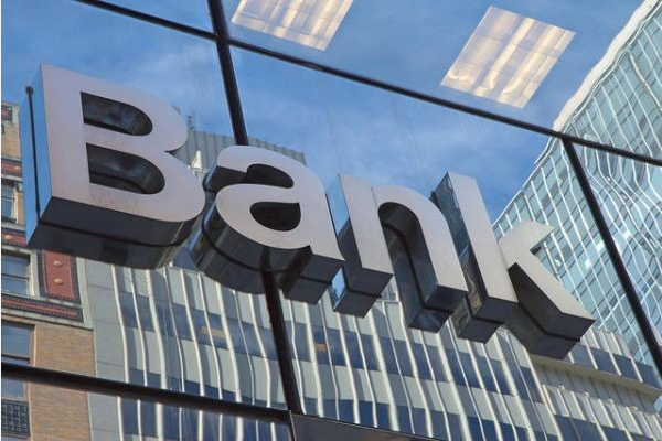 Cara Menentukan Bank Komersial Terpercaya